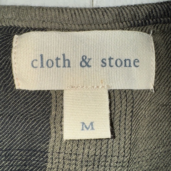 Cloth & Stone plaid olive and black lace up back semi cropped top. Size M GUC - Picture 5 of 7